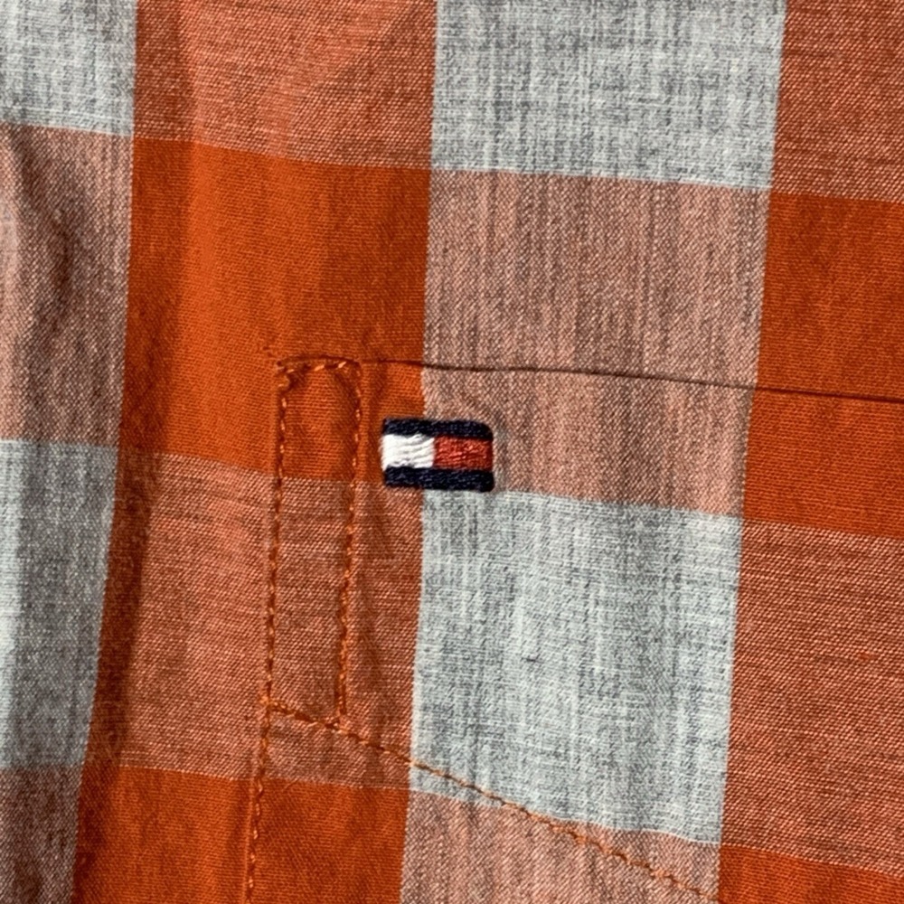 Tommy Hilfiger Dress Shirt Men's Custom Fit Large Button Down Orange Plaid - Picture 3 of 6